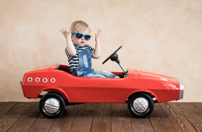 Детский электромобиль: игрушка, которая понравится любому ребенку