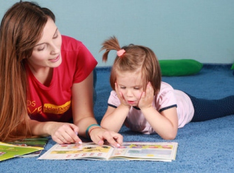 Как помочь ребенку научиться читать на английском 