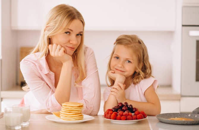 Завтрак с семьей формирует здоровые привычки 